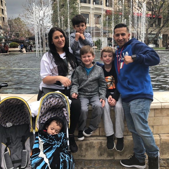 Meet your Posher, Jacqueline - Picture 2 of 2